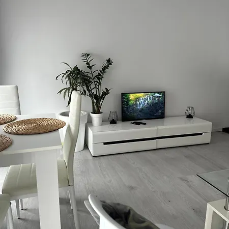 Przytulny * Plewiska